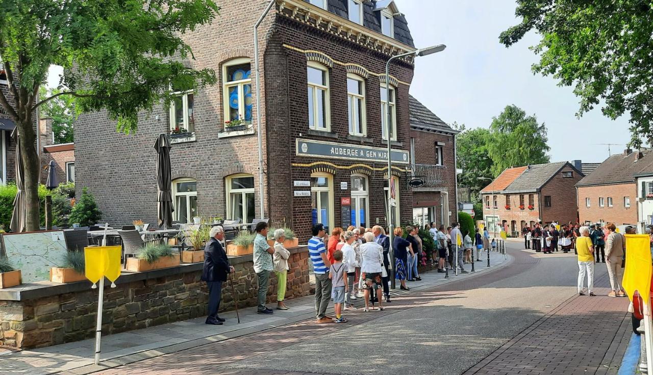 Bed & Breakfast Auberge A Gen Kirk B&B